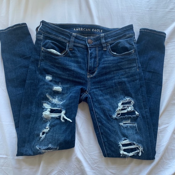 American Eagle Dark Wash Skinny Jeans - Picture 1 of 6